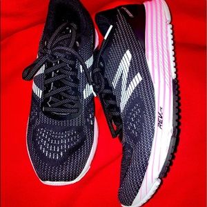 Used New Balance Size 8.5